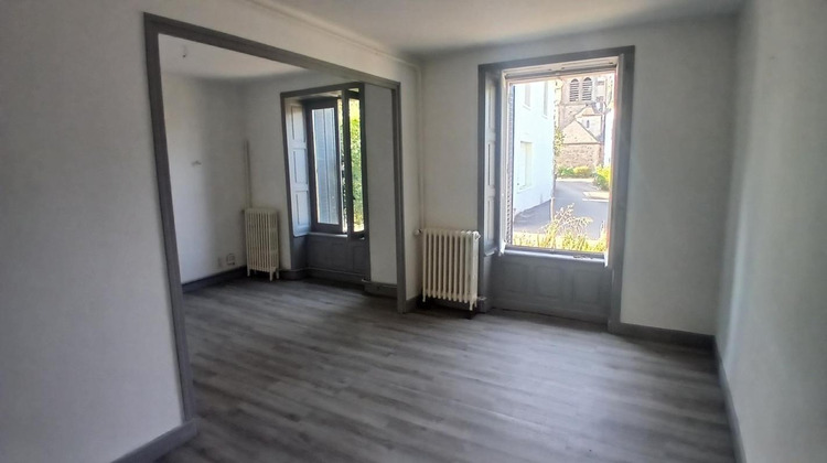 Ma-Cabane - Vente Maison CHAMPS SUR TARENTAINE MARCHAL, 95 m²