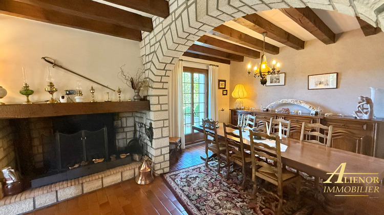 Ma-Cabane - Vente Maison CHANCELADE, 217 m²