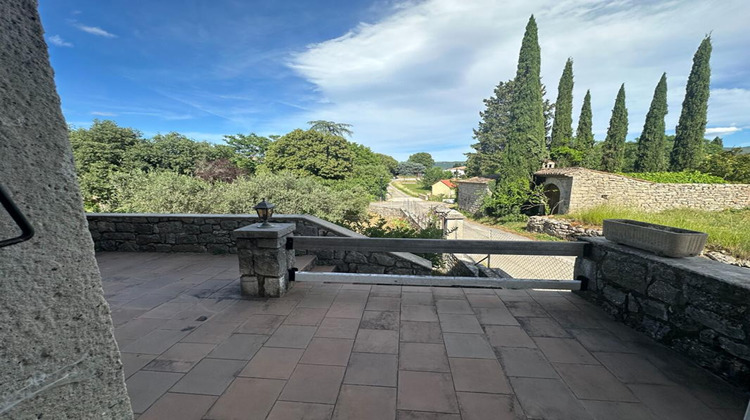 Ma-Cabane - Vente Maison CHANDOLAS, 104 m²