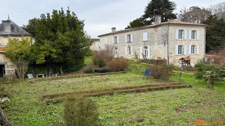 Ma-Cabane - Vente Maison Chaniers, 197 m²