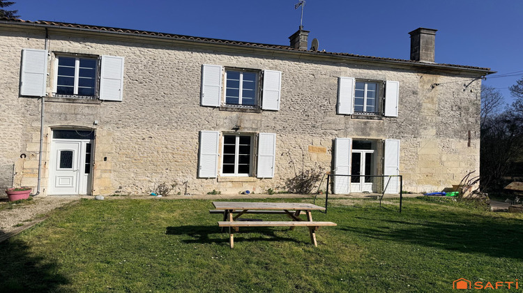 Ma-Cabane - Vente Maison Chaniers, 197 m²