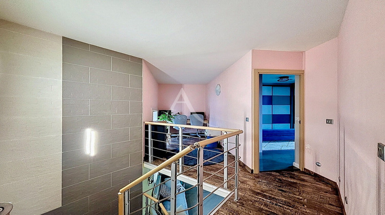 Ma-Cabane - Vente Maison CHANTELOUP-EN-BRIE, 214 m²