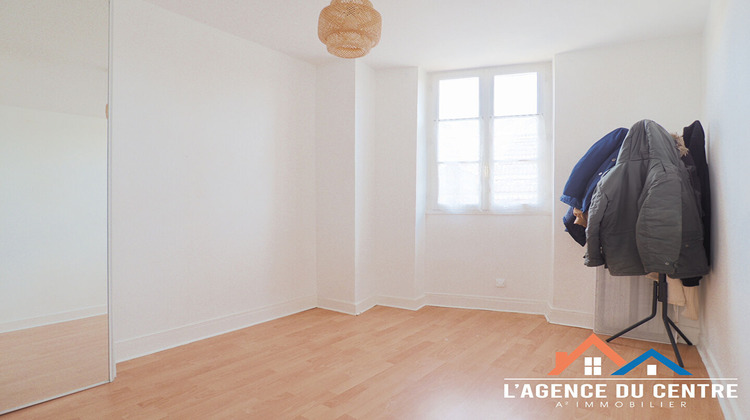 Ma-Cabane - Vente Maison CHANTELOUP-LES-VIGNES, 72 m²