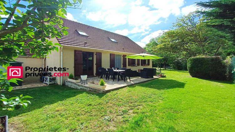 Ma-Cabane - Vente Maison CHANTILLY, 135 m²