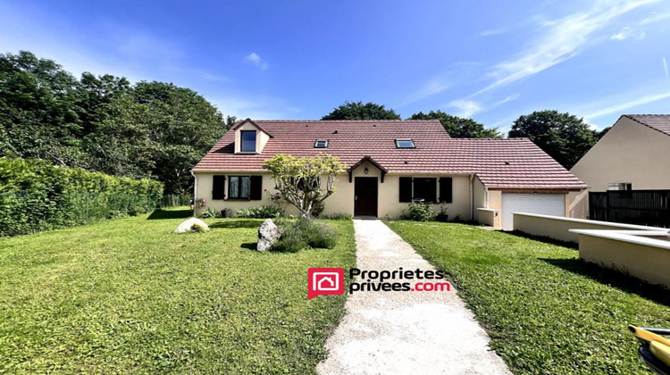 Ma-Cabane - Vente Maison CHANTILLY, 135 m²