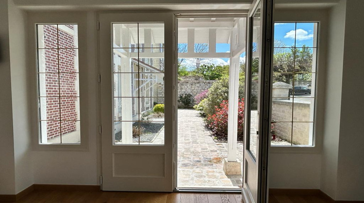 Ma-Cabane - Vente Maison CHANTILLY, 400 m²