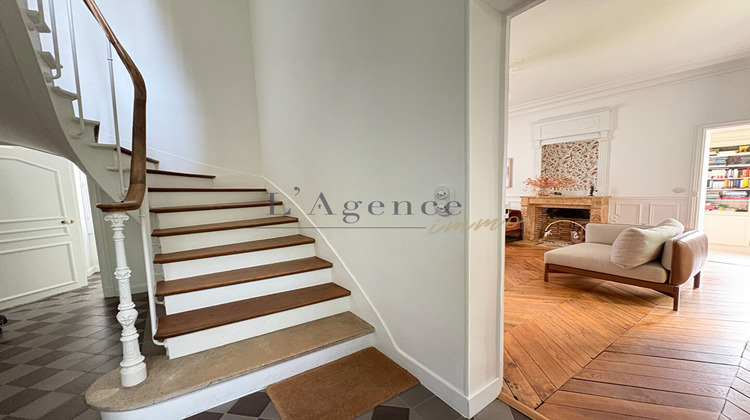 Ma-Cabane - Vente Maison CHANTILLY, 158 m²