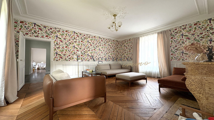 Ma-Cabane - Vente Maison CHANTILLY, 158 m²