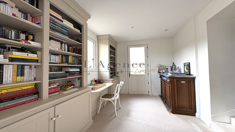 Ma-Cabane - Vente Maison CHANTILLY, 158 m²