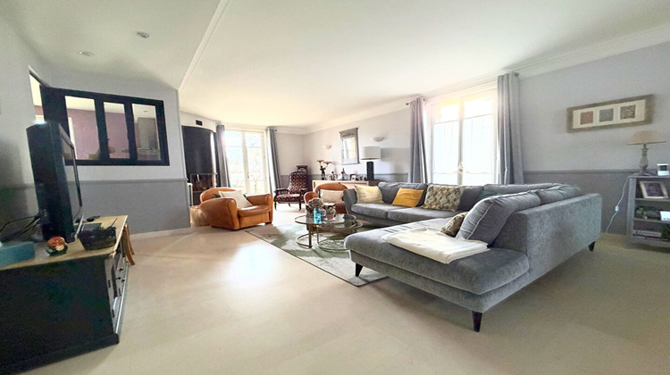 Ma-Cabane - Vente Maison CHANTILLY, 169 m²