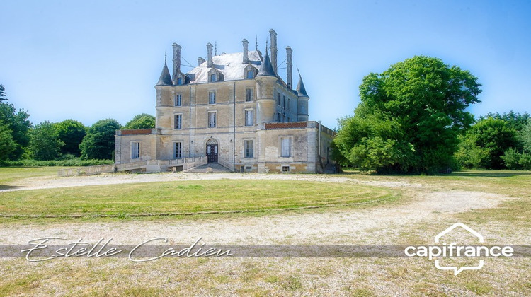 Ma-Cabane - Vente Maison CHANTONNAY, 843 m²