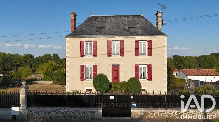 Ma-Cabane - Vente Maison Chantonnay, 196 m²