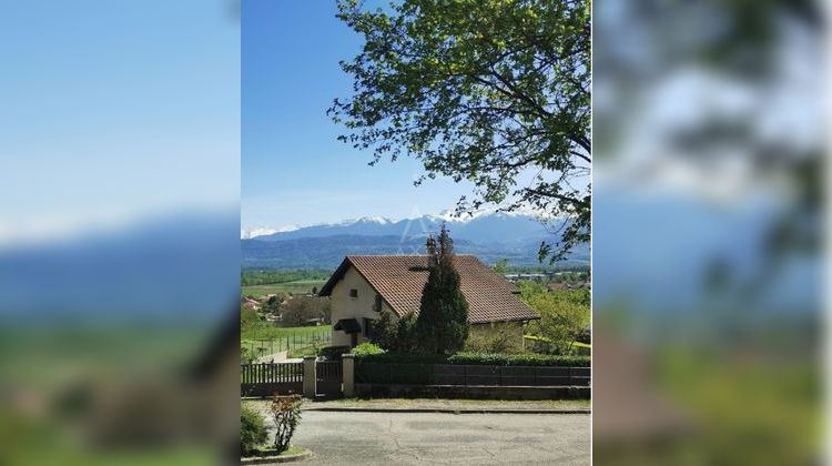 Ma-Cabane - Vente Maison CHAPAREILLAN, 109 m²