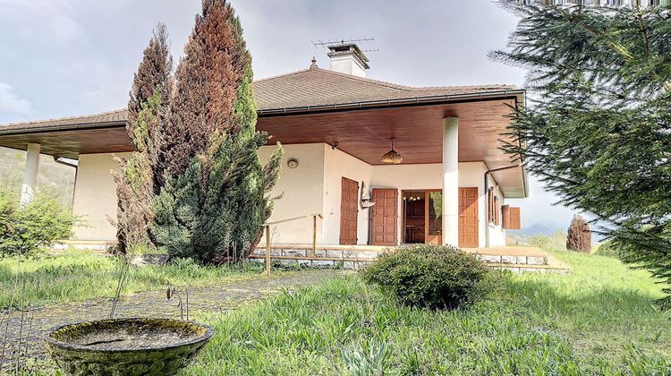 Ma-Cabane - Vente Maison CHAPAREILLAN, 220 m²