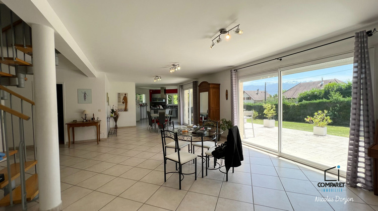 Ma-Cabane - Vente Maison CHAPAREILLAN, 219 m²