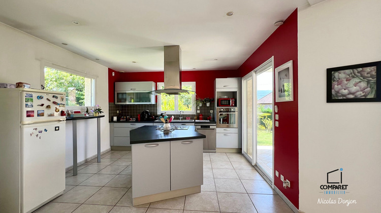 Ma-Cabane - Vente Maison CHAPAREILLAN, 219 m²