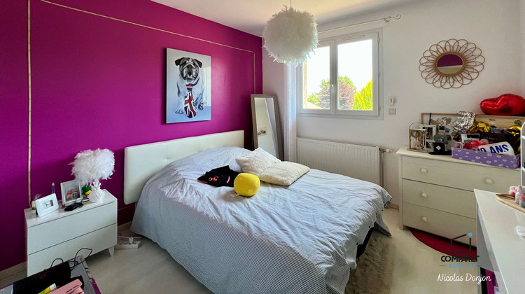 Ma-Cabane - Vente Maison CHAPAREILLAN, 219 m²