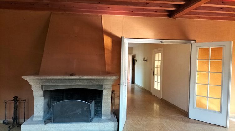 Ma-Cabane - Vente Maison CHARBONNIERES-LES-BAINS, 323 m²