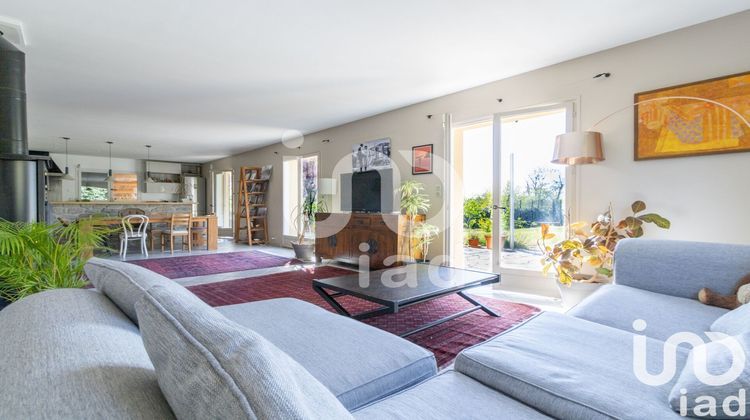 Ma-Cabane - Vente Maison Charbonnières-les-Bains, 250 m²