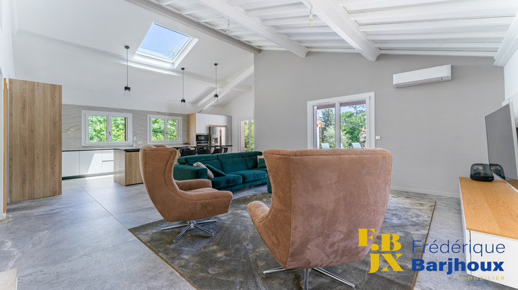 Ma-Cabane - Vente Maison Charbonnières-les-Bains, 198 m²