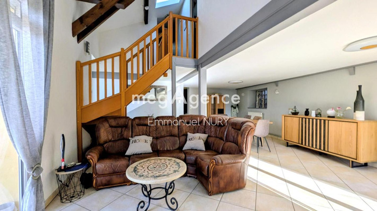 Ma-Cabane - Vente Maison CHARBONNIERES LES BAINS, 110 m²