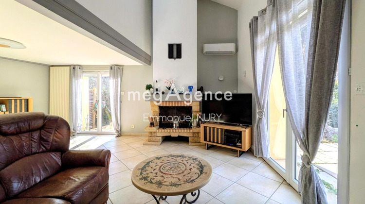 Ma-Cabane - Vente Maison CHARBONNIERES LES BAINS, 110 m²