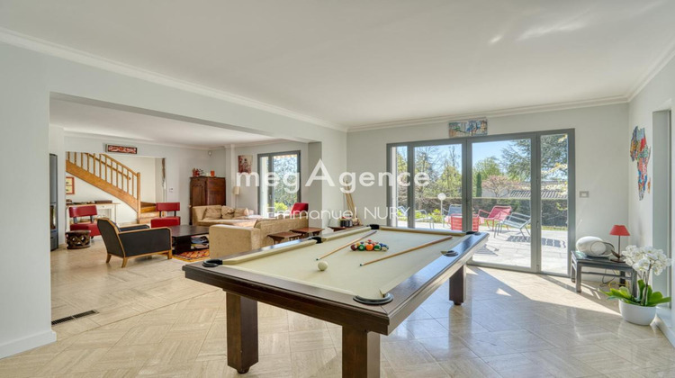 Ma-Cabane - Vente Maison CHARBONNIERES LES BAINS, 230 m²