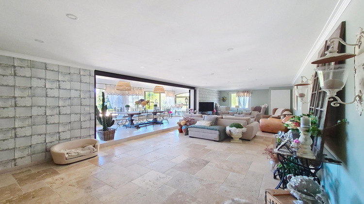 Ma-Cabane - Vente Maison Charbonnieres-les-Bains, 223 m²