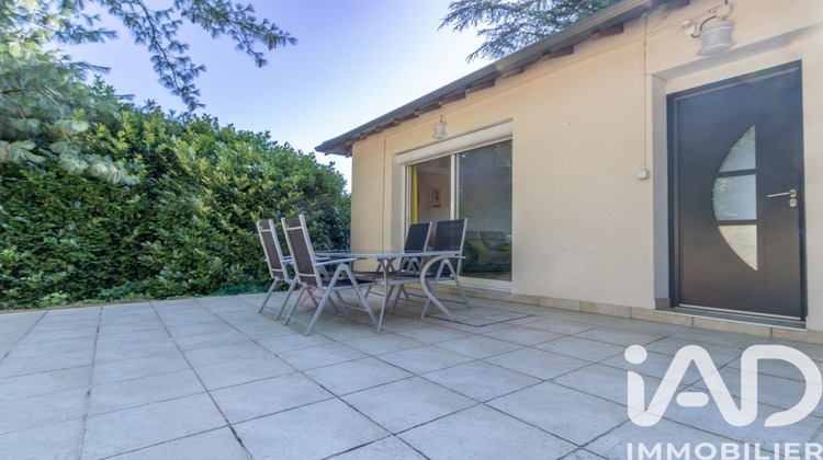 Ma-Cabane - Vente Maison Charbonnières-les-Bains, 135 m²