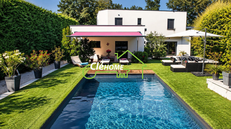 Ma-Cabane - Vente Maison Charbonnières-les-Bains, 238 m²
