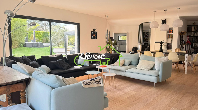 Ma-Cabane - Vente Maison Charbonnières-les-Bains, 238 m²