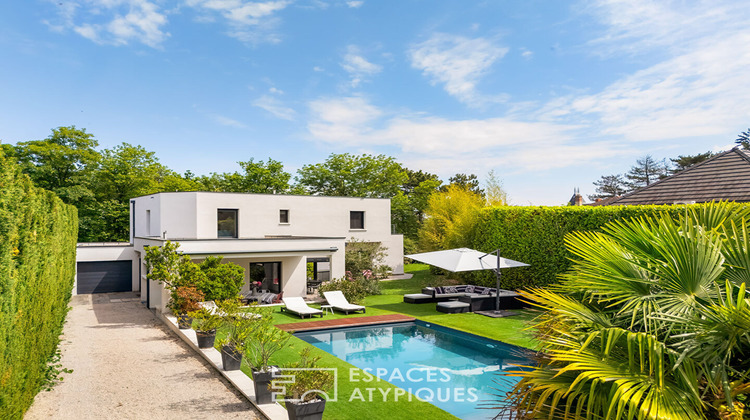 Ma-Cabane - Vente Maison CHARBONNIERES-LES-BAINS, 238 m²