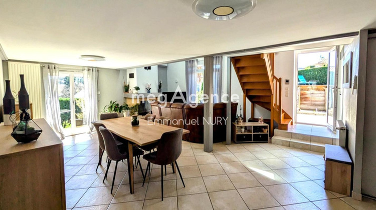 Ma-Cabane - Vente Maison CHARBONNIERES LES BAINS, 111 m²