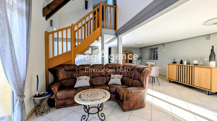 Ma-Cabane - Vente Maison CHARBONNIERES LES BAINS, 111 m²