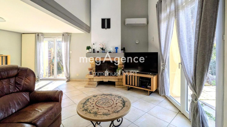 Ma-Cabane - Vente Maison CHARBONNIERES LES BAINS, 111 m²