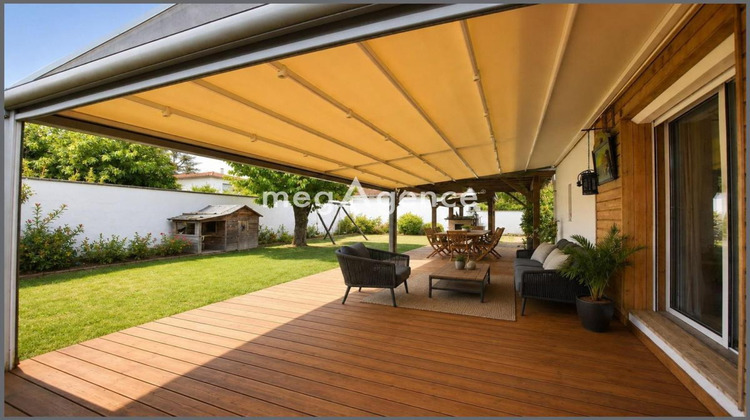 Ma-Cabane - Vente Maison CHARBONNIERES LES BAINS, 220 m²