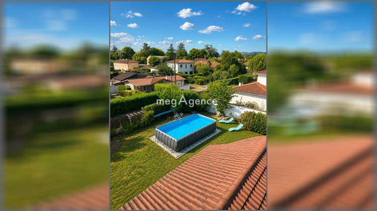 Ma-Cabane - Vente Maison CHARBONNIERES LES BAINS, 220 m²