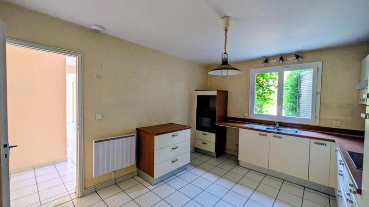 Ma-Cabane - Vente Maison CHARBONNIERES LES BAINS, 168 m²