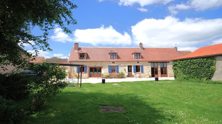 Ma-Cabane - Vente Maison CHARBUY, 275 m²