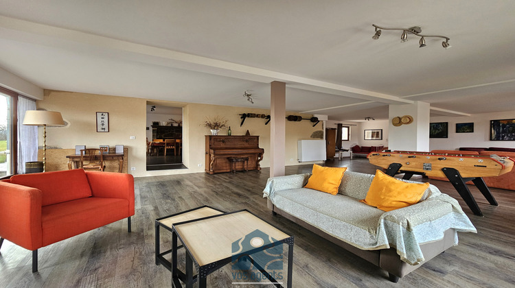 Ma-Cabane - Vente Maison Charensat, 300 m²