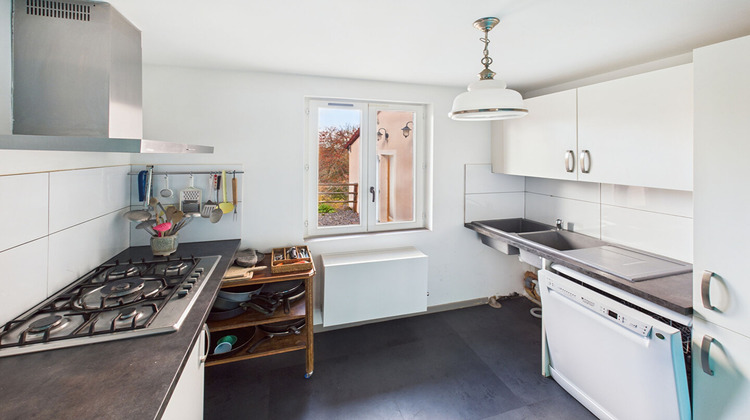 Ma-Cabane - Vente Maison CHARENSAT, 300 m²