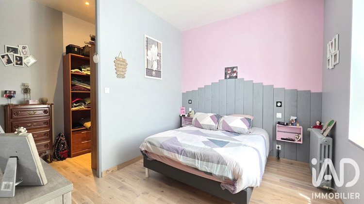 Ma-Cabane - Vente Maison Charentilly, 202 m²