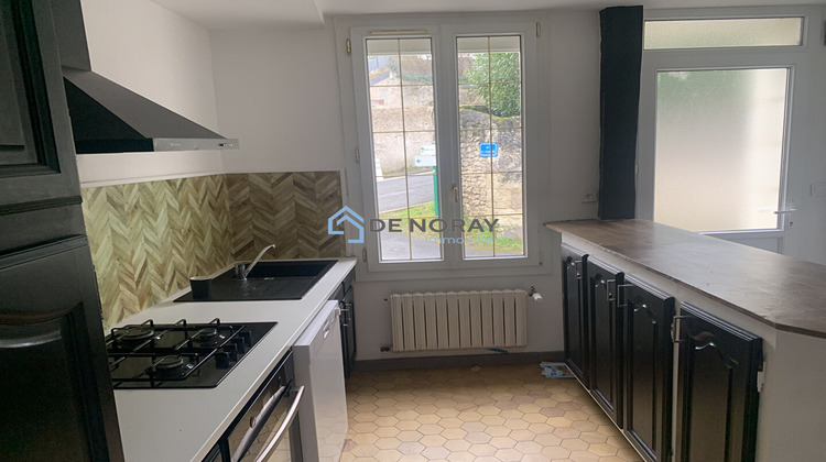 Ma-Cabane - Vente Maison CHARGE, 65 m²