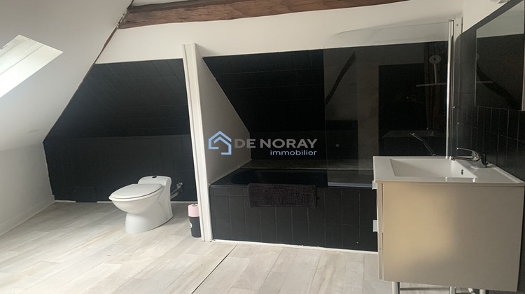 Ma-Cabane - Vente Maison CHARGE, 65 m²