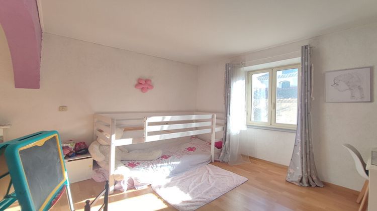 Ma-Cabane - Vente Maison CHARLEVAL, 142 m²