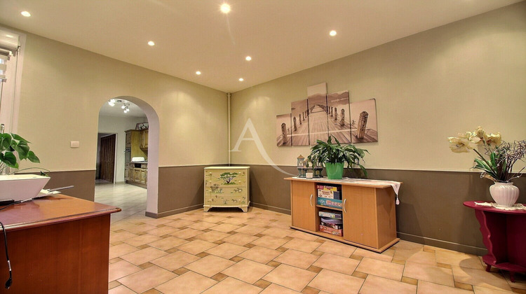 Ma-Cabane - Vente Maison CHARLEVAL, 191 m²