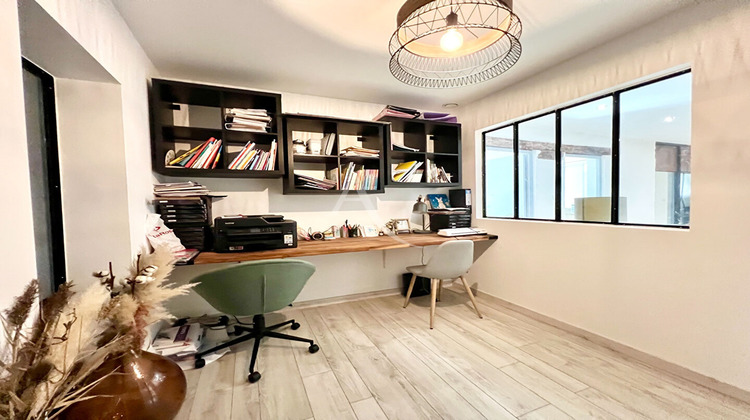 Ma-Cabane - Vente Maison CHARLEVILLE-SOUS-BOIS, 200 m²