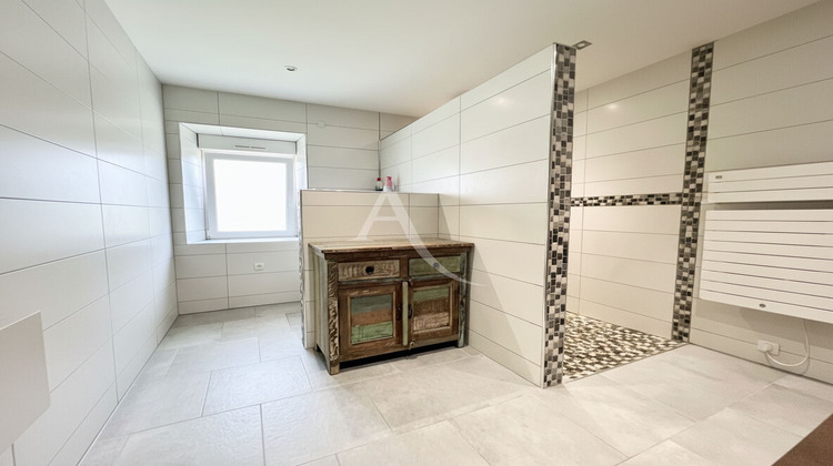 Ma-Cabane - Vente Maison CHARLEVILLE-SOUS-BOIS, 200 m²