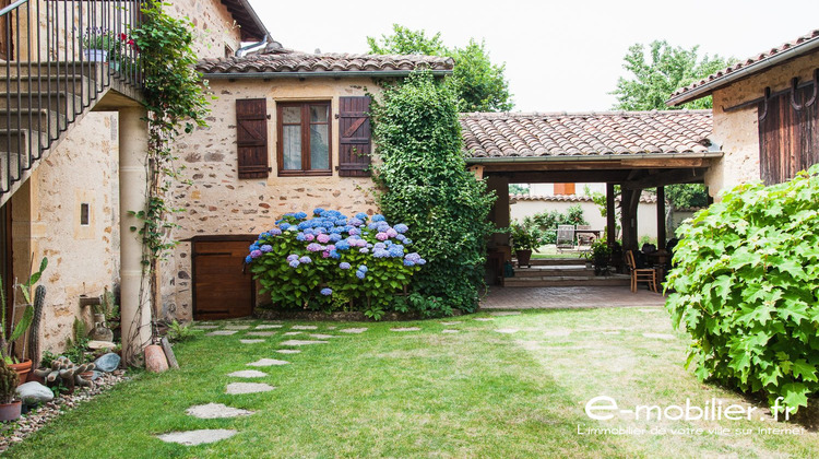 Ma-Cabane - Vente Maison Charlieu, 303 m²