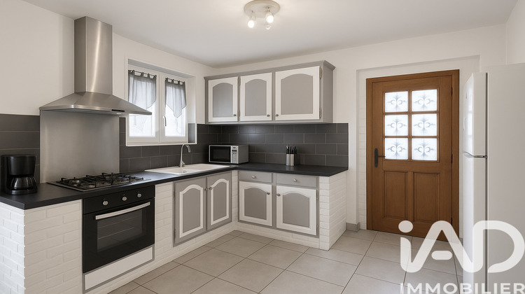 Ma-Cabane - Vente Maison Charmentray, 66 m²